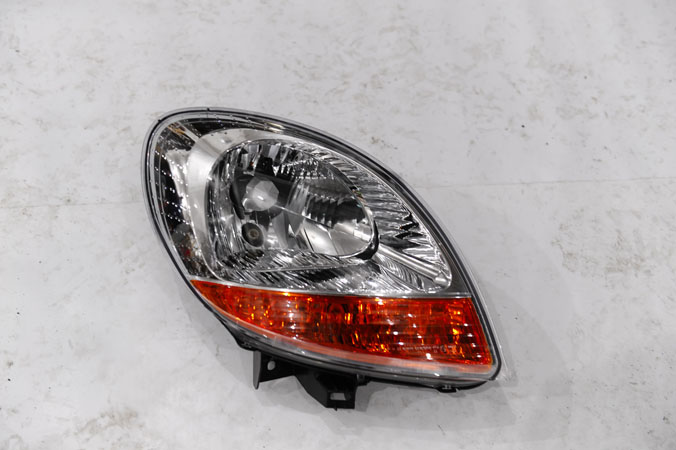 LATİTUDE ÇIKMA YEDEK PARÇA KANGO FAR